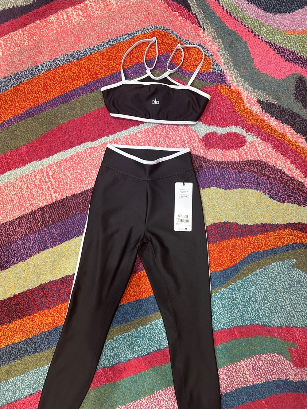 ALO Yoga AirLift Charger Set